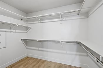 Large empty shelves2